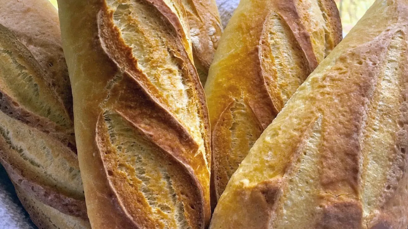 Vietnamese Bánh Mì Baguette