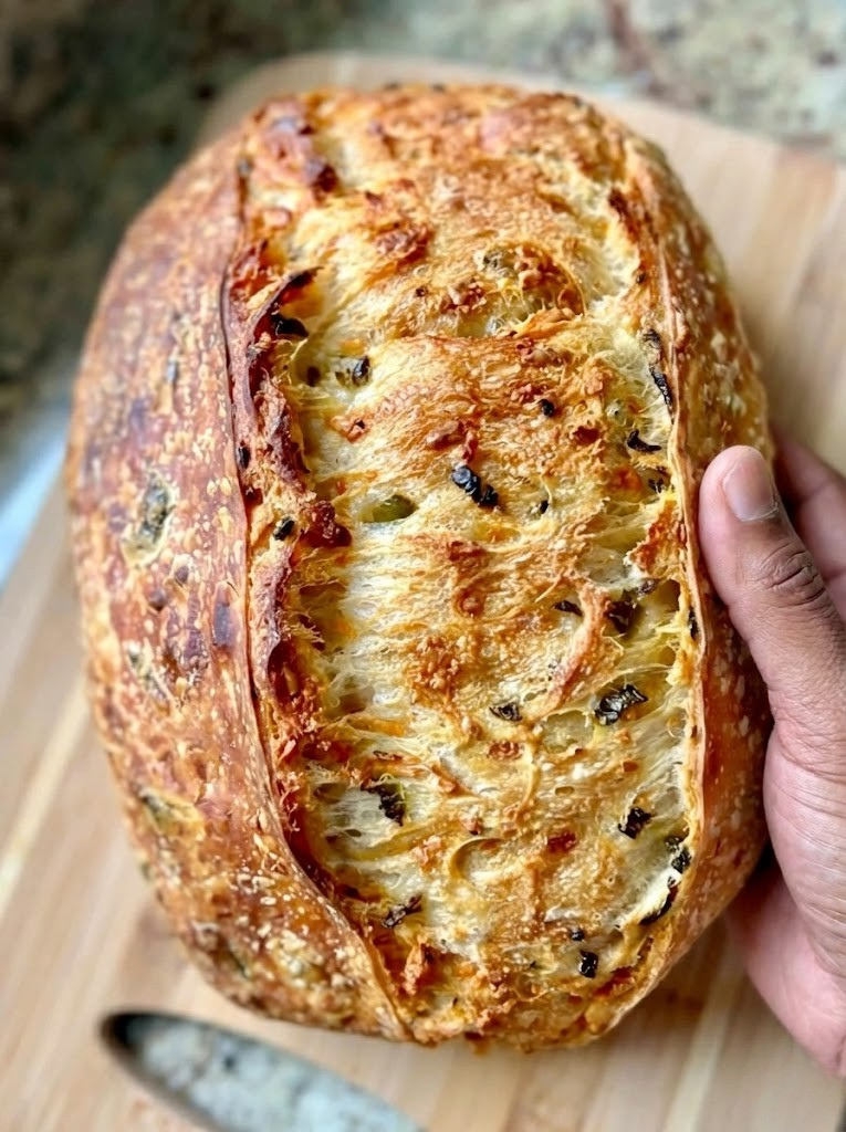 Jalapeño Cheddar Sourdough